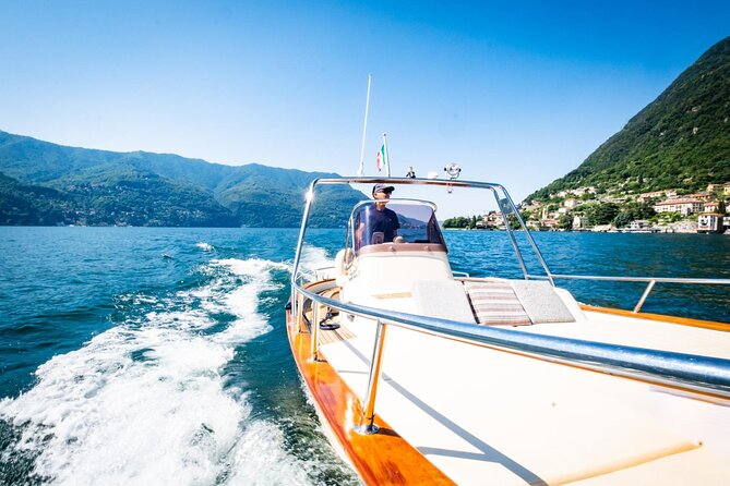 1H Private Cruise on a beautiful wooden speedboat on Lake Como - Laglio and the George Clooney effect