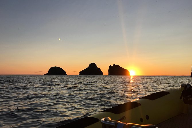 2 hour Round Trip in Vestmannaeyjar on a RIB Boat - Meeting the boat at Tangagata 7
