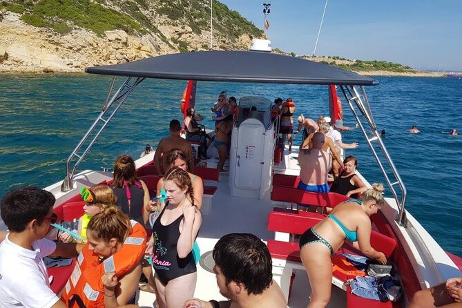 2-Hour Speedboat Experience from Salou - What this Salou speedboat trip feels like