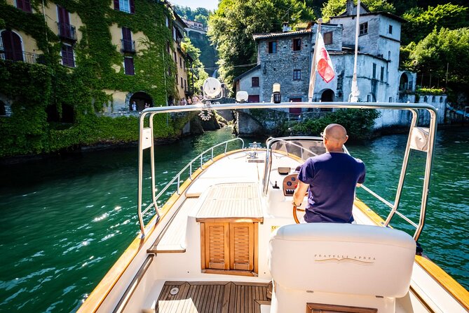 2H Private Cruise on a beautiful wooden speedboat on Lake Como - Nesso’s ravine and Roman bridge