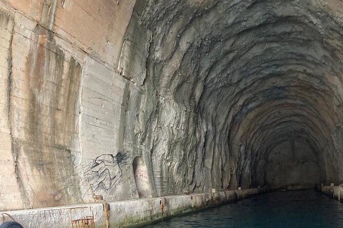 3 Hour Speed Boat Tour to Blue Cave with WiFi and Drinks - Why the Blue Cave makes this trip worth your time