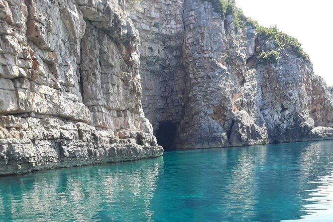 3 Hours Speed Boat tour to the Blue Cave - Who will enjoy this Kotor boat trip?