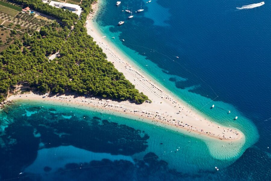 3 Islands Speedboat Tour: Golden Horn, Blue Lagoon & Jelsa - Key points at a glance