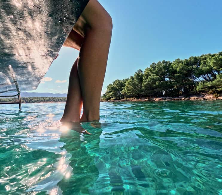 3 Islands Speedboat Tour: Golden Horn, Blue Lagoon & Jelsa - What $94 really gets you