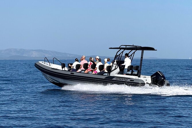 3 Islands Speedboat Tour: Golden Horn, Blue Lagoon & Jelsa Town - Price and what you receive for $96.12