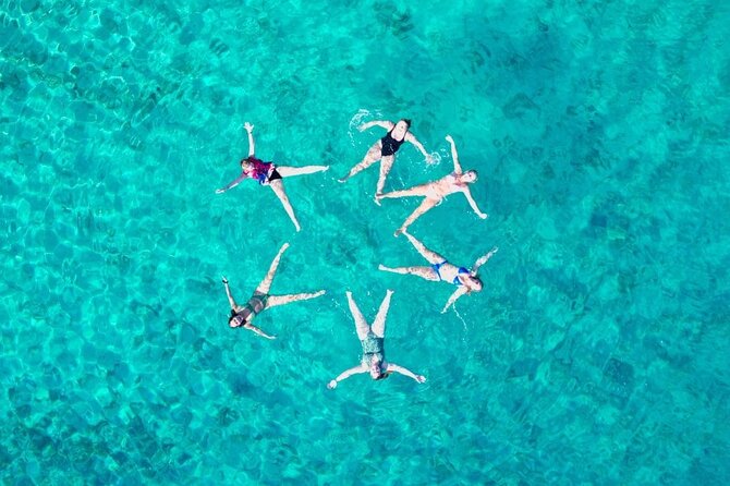 3 Islands Speedboat Tour: Golden Horn, Blue Lagoon & Jelsa Town - Motion, age, and physical comfort