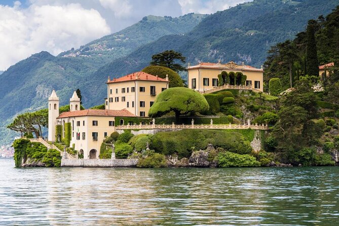 3H Private Cruise on a beautiful wooden speedboat on Lake Como - Key points at a glance