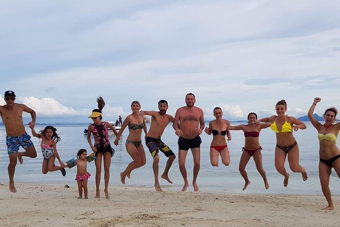 4 Islands Sunset + Plankton, Semi-Private Tour only 12 Guests - A Thai lunch on the sand breaks up the island hopping