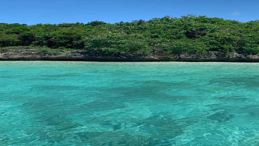 5 Islands Private Speedboat w/ Snorkeling + Lunch & Drinks - Is $498 good value for up to four people?