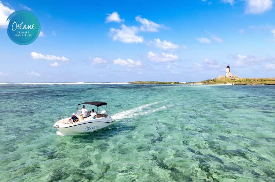 5 islands tour: New Private OCÉANE Speedboat - Starting at Pointe Maurice Jetty