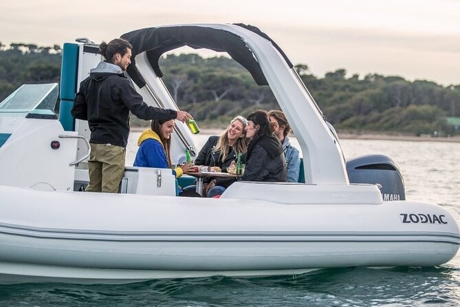 8h rental of Zodiac Medline 7.5 boat in Ibiza - Formentera turns the day into a longer coastal outing