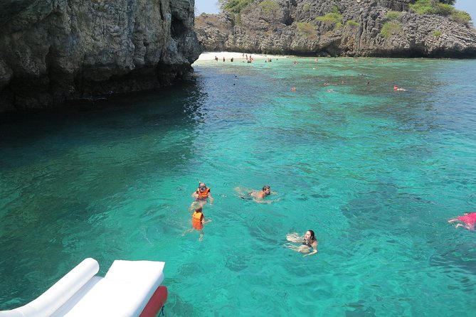 A full Day Haa & Rok islands from Koh Lanta( By Speed Boat) - What the $48.67 price really covers