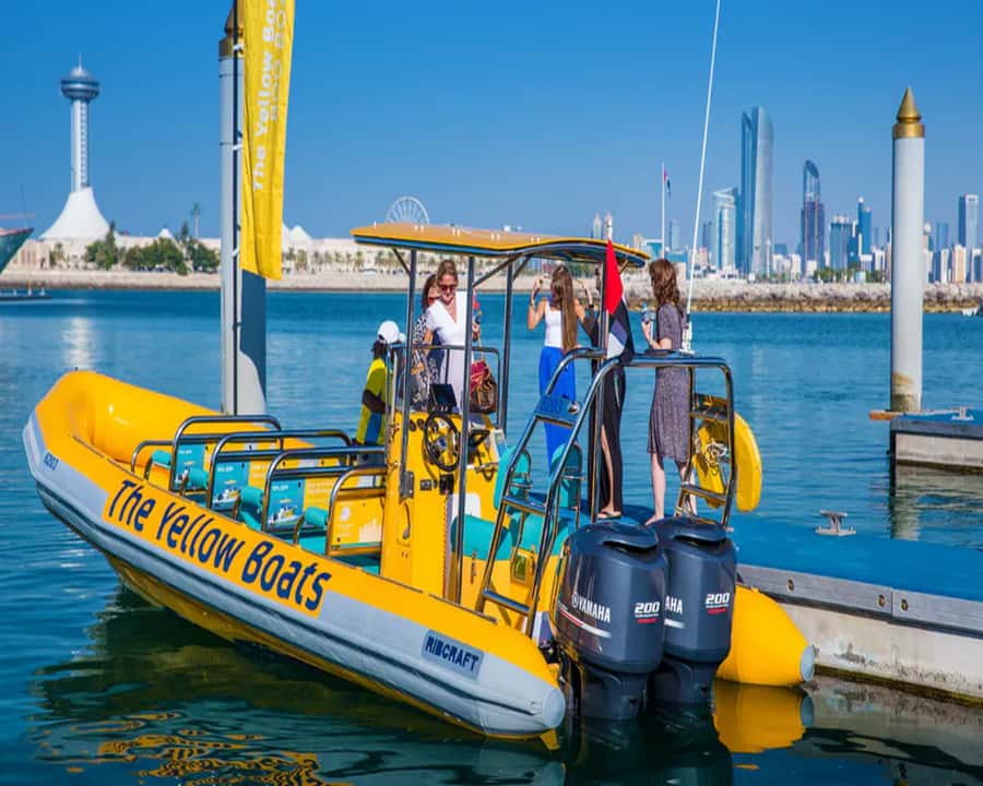Abu Dhabi: Guided Speedboat Sightseeing Tour - Pick the route that matches your sightseeing plans
