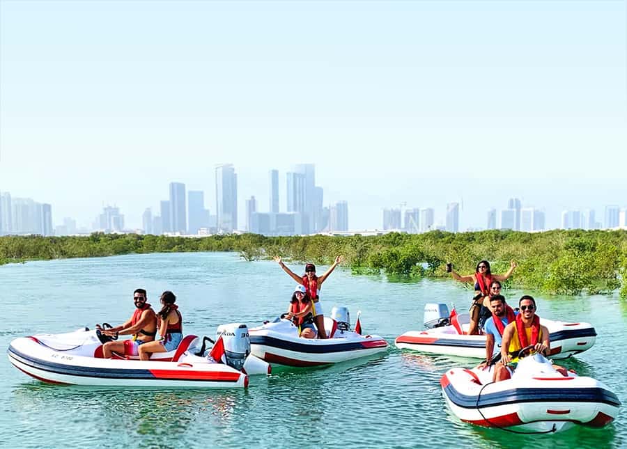 Abu Dhabi: Yas Island Self-Driving Guided Speedboat Tour - Al Bandar Marina: an easy start with one parking detail