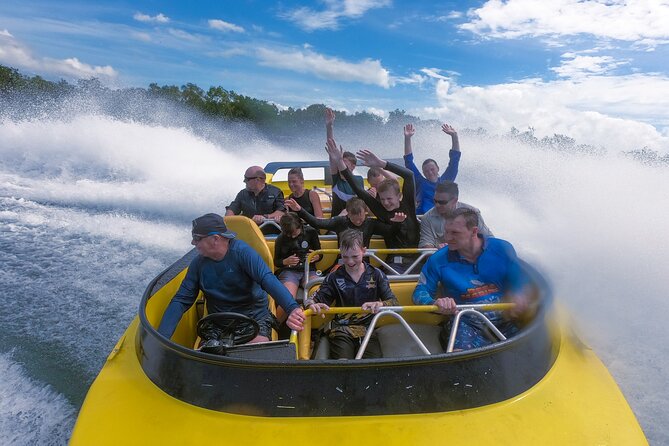 Adrenaline Jet Boat Rides in Pioneer River Mackay - Mackay’s Pioneer River at 80 kilometres an hour