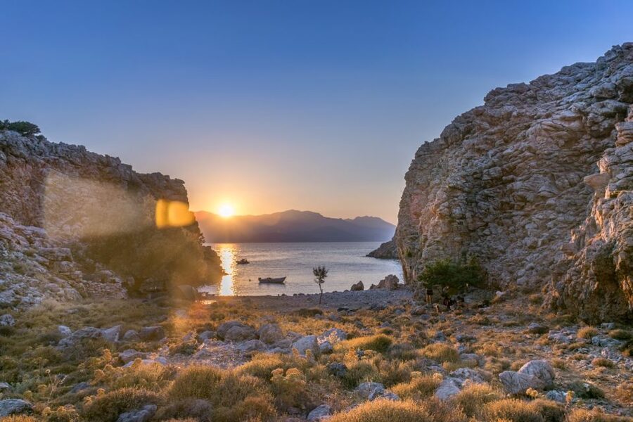 Agios Nikolaos: Motorboat or Speedboat Rental - Who Will Enjoy This Most?