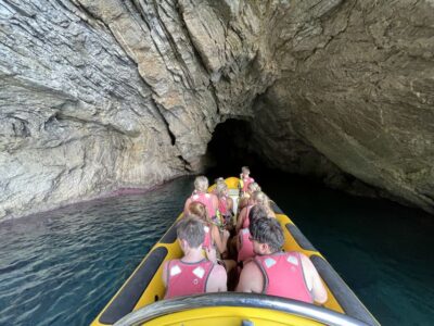 Alcudia: Speedboat Tour of Northern Mallorca & Hotel Pickup
