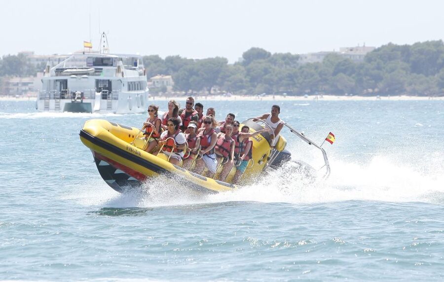 Alcudia: Speedboat Tour of Northern Mallorca & Hotel Pickup - Useful Packing Advice for the Boat