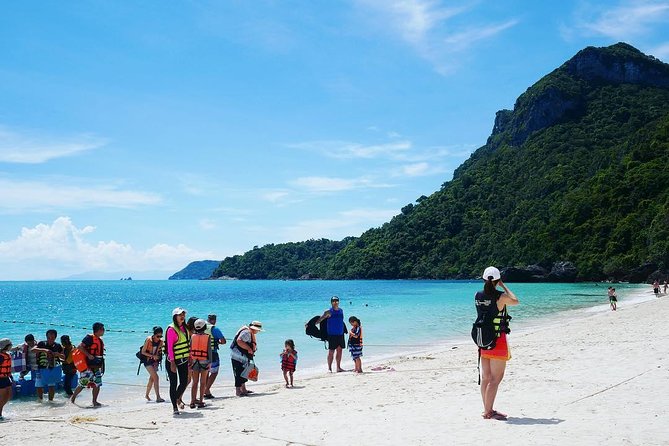 Ang Thong National Marine Park Speedboat Tour from Koh Phangan - Lunch, kayaking, and a choice of activities