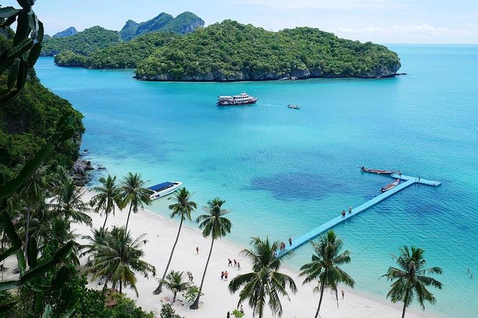 Ang Thong National Marine Park Speedboat Tour from Koh Phangan - Morning pickup and the speedboat ride