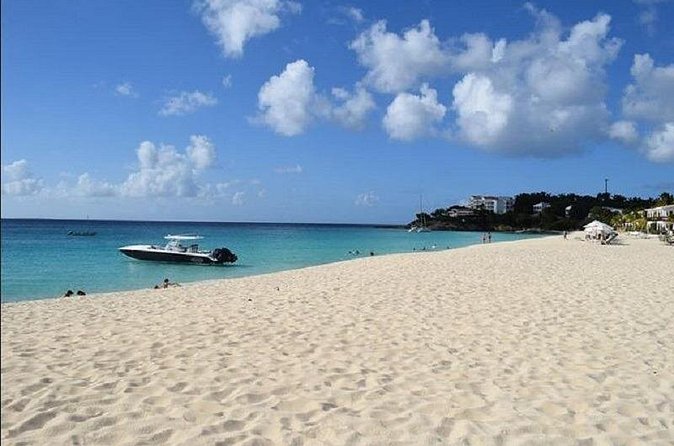 Anguilla - Discovery Speed Boat tour - Meads Bay: a final swim before the ride home