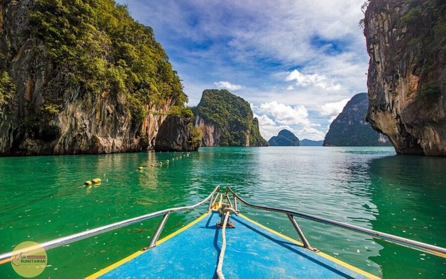 Ao Nang: Hong Islands Tour by Speedboat or Longtail Boat - Lunch, drinks, and what is actually included