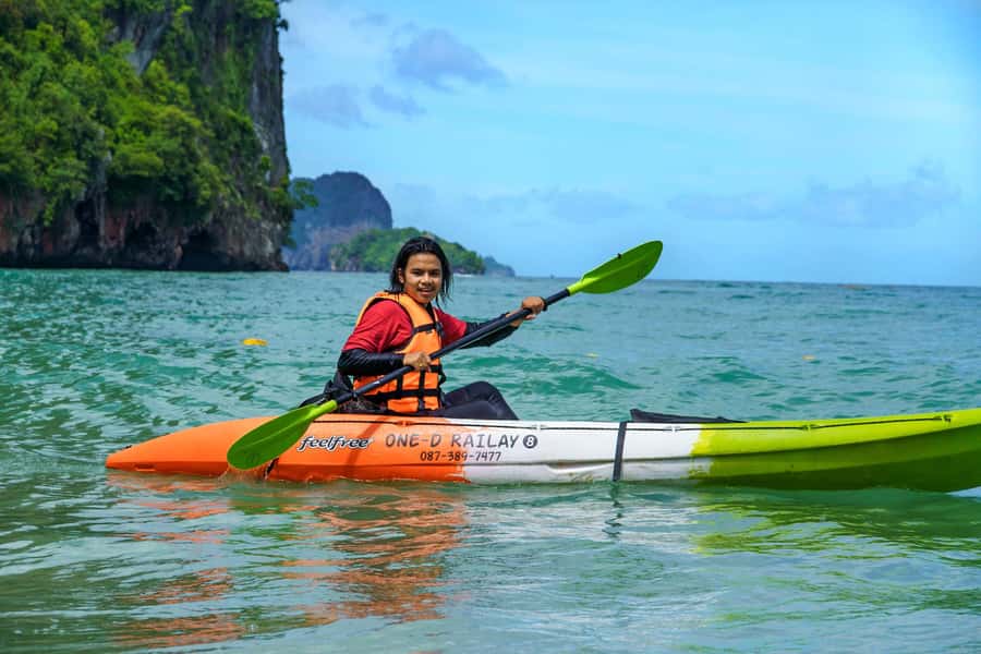 Ao Nang: James Bond & Hong Islands w/Canoeing by Speed Boat - Khao Maju and Khao Khien by boat