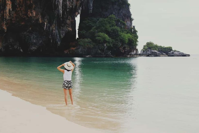 Ao Nang: Premium 4 Islands Snorkeling Tour by Speedboat - Poda Island gives you the longest break
