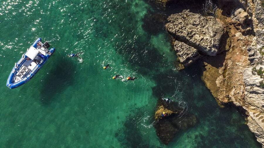 Arrábida: Setubal, Sesimbra Coasteering & Speedboat Tour - What to bring and how to prepare