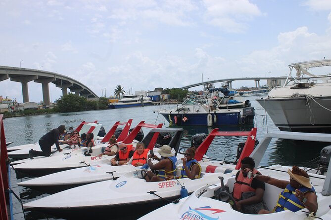 Atlantis Bridge Speed Boat Adventure - What happens when the water is crowded?