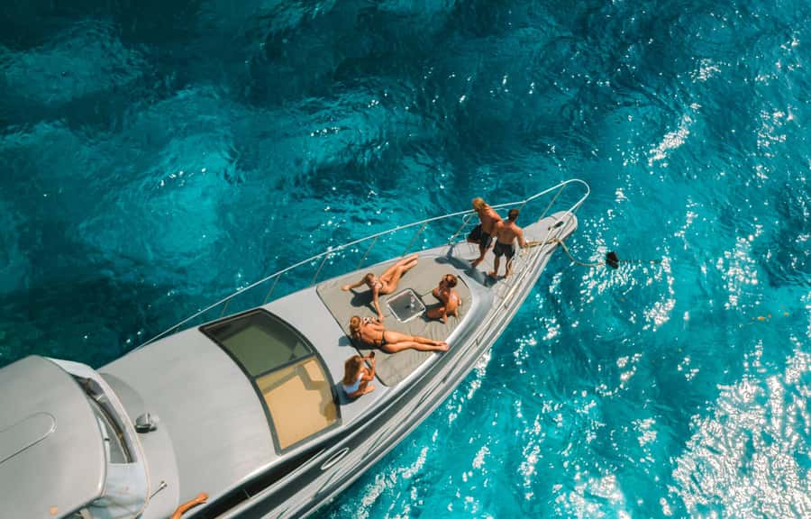 Bali: Nusa Penida Speedboat Trip with Snorkeling and Tour - Four chances to see Nusa Penida underwater