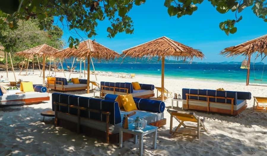 Banana Beach at Koh Hey: Phuket’s Speedboat Paradise - Lunch with a view, then a long afternoon