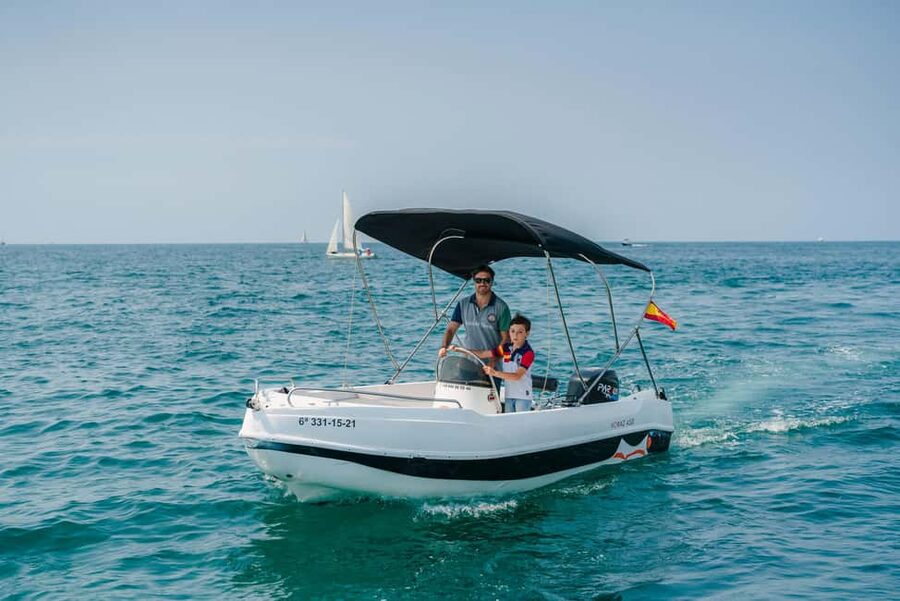 Benalmadena: 6-Seater Speedboat license-free Boat Rental - Who should book this boat