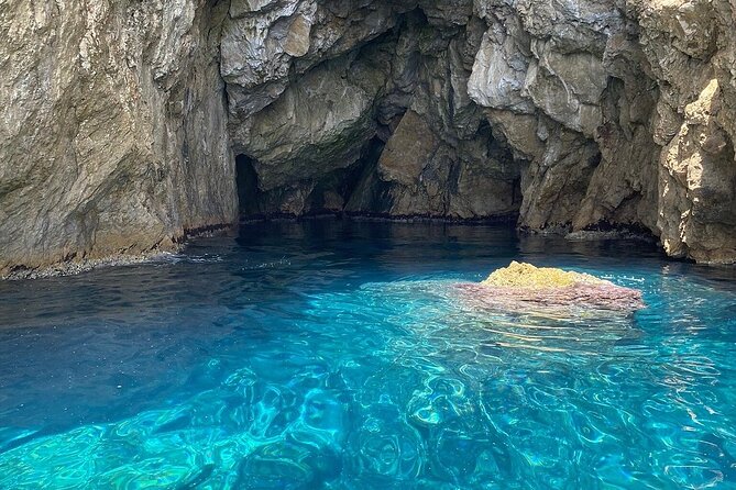 Blue and Green Cave Tour from Dubrovnik,private speed boats - Time in the water is set by your group
