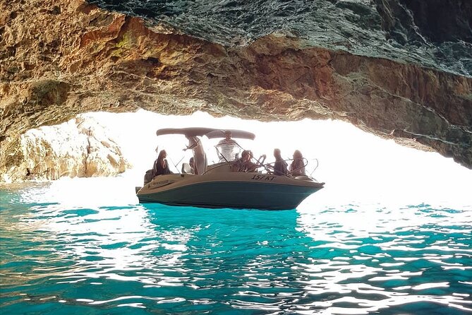 Blue Cave 3 hours PRIVATE tour with modern speedboat - A fast, focused way to see the bay