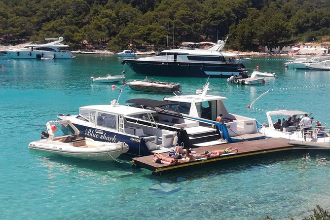 Blue cave and Hvar - 5 Islands speedboat tour from Split - Two hours in Hvar