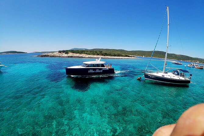 Blue cave and Hvar - 5 Islands speedboat tour from Split - The Blue Cave on Biševo
