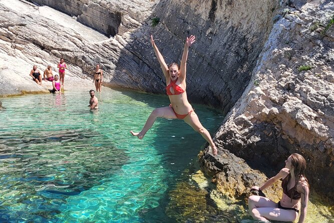 Blue Cave & Hvar, 5 Islands Speedboat with Luxury Seats in Shade - Pakleni Islands on the route to Hvar