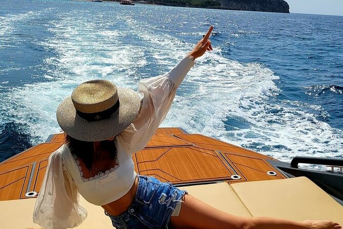 Blue Cave & Hvar, 5 Islands Speedboat with Luxury Seats in Shade - Two hours and 15 minutes in Hvar Town