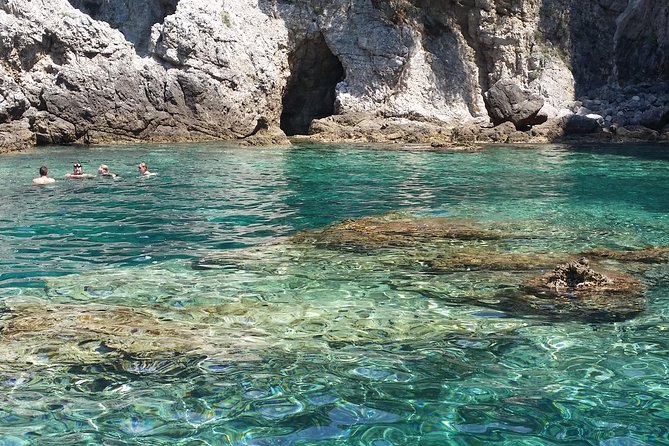 BLUE CAVE private speedboat tour with drinks - Timing, weather, and practical comfort