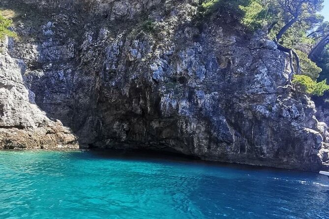 Blue cave tour with a speedboat-small group - Key points to know before you book