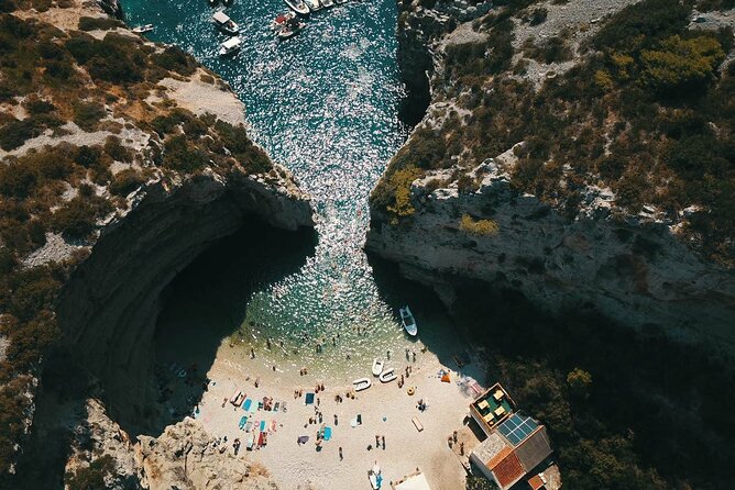 Blue Cave & Vis Island speedboat tour from Hvar - What the boat ride is really like