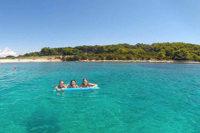 Blue Lagoon and Trogir Half-Day Speedboat Tour from Split - Who should book this experience?