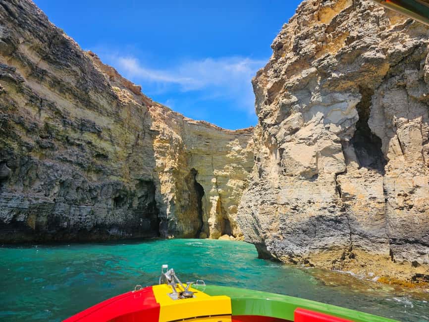 Blue Lagoon: Comino & Crystal Lagoon Private Speedboat Malta - What the boat provides during the trip