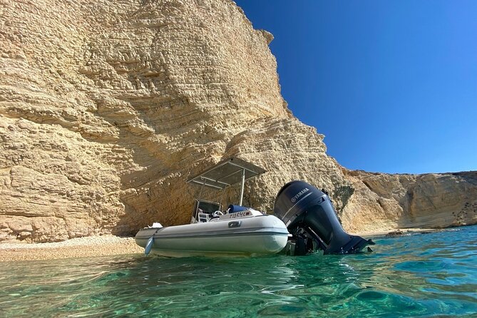 Blue Lagoon RIB Boat Tour Paros - Mastichari for white rock and cliff jumps