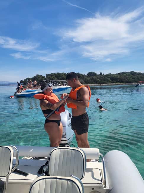 Blue lagoon with a speed boat water and towels included - Final verdict: should you book it?