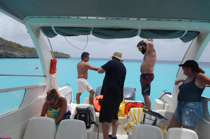 Blue Room and Beach Tour Curacao by Speedboat - Who Will Enjoy This Tour Most