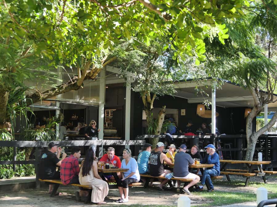 Brisbane: Island Pub Crawl with Lunch and High-Speed Boat - Key points to know before booking