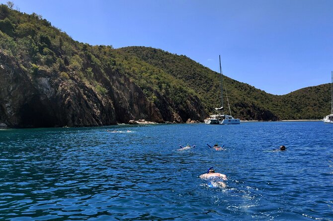 BVI Daytrip on private powerboat with snorkeling - What Captain James and Alicia add