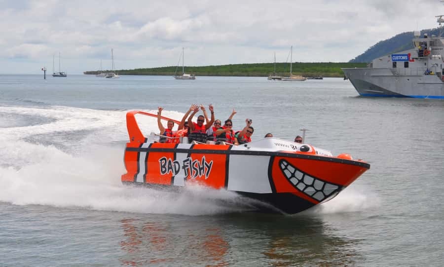 Cairns: 35-Minute Jet Boating Ride - The fast sections: spins, slides, and spray